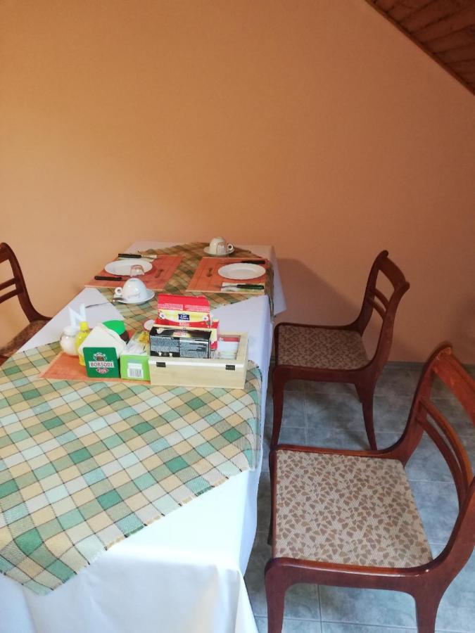Grill Garten Vendeghaz Hotel Keszthely Buitenkant foto